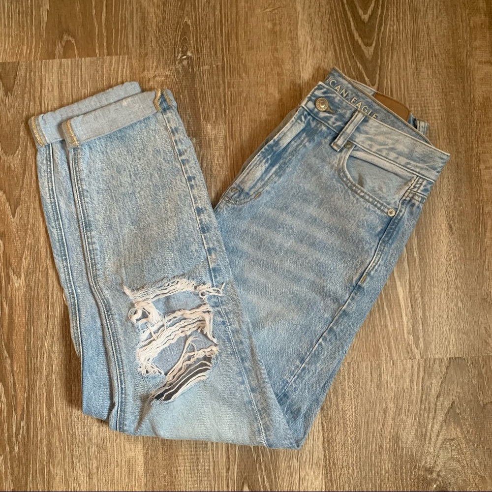 American Eagle Ripped Mom Jeans